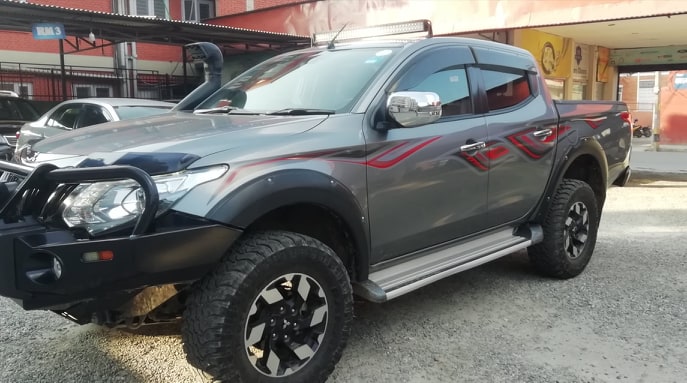 Mitsubishi hilux L200 grey 1 Buy or sell cars in Nepal
